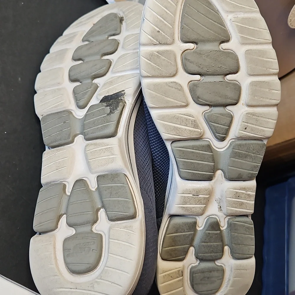 Skechers GOWALK 5 Navy ULTRA GO Size 12